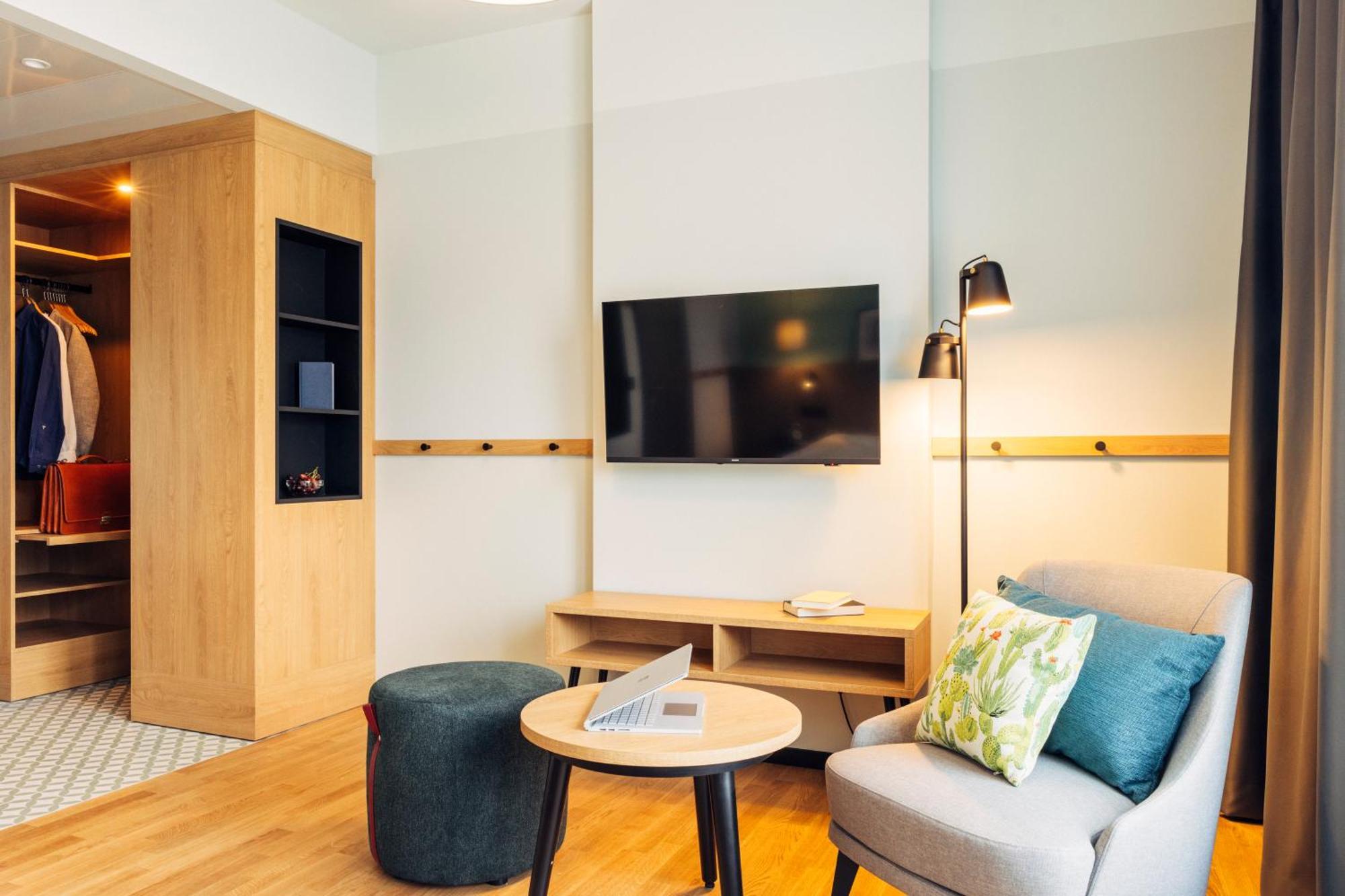Harry'S Home Villach Hotel & Apartments Exterior photo